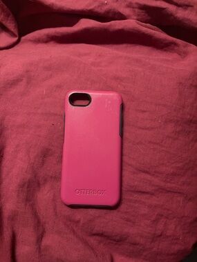 OtterBox Pink/Magenta IPhone SE Phone Case